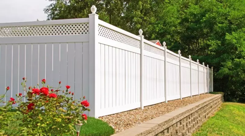 Can You Paint Vinyl Fence Panels